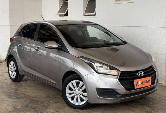 HYUNDAI HB20 1.0 COMFORT STYLE 12V FLEX 4P MANUAL